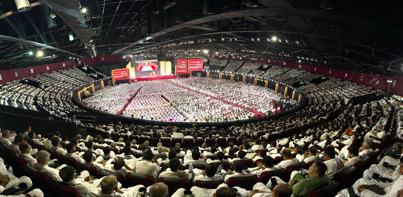 Pujya Gurudevshri Rakeshji in Seattle